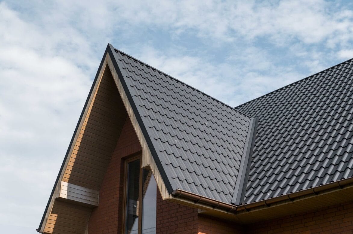metal roof cost in Vancouver